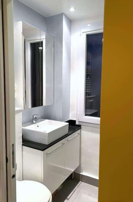 Logement Entier - Appartement Cosy De 2 Pieces Paris Exterior foto